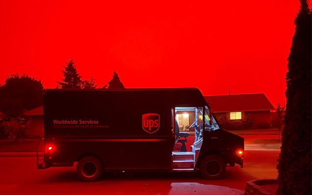 The Mammoth US Wildfires Have Turned The Sky A Horrific Red In Eerily Familiar Scenes