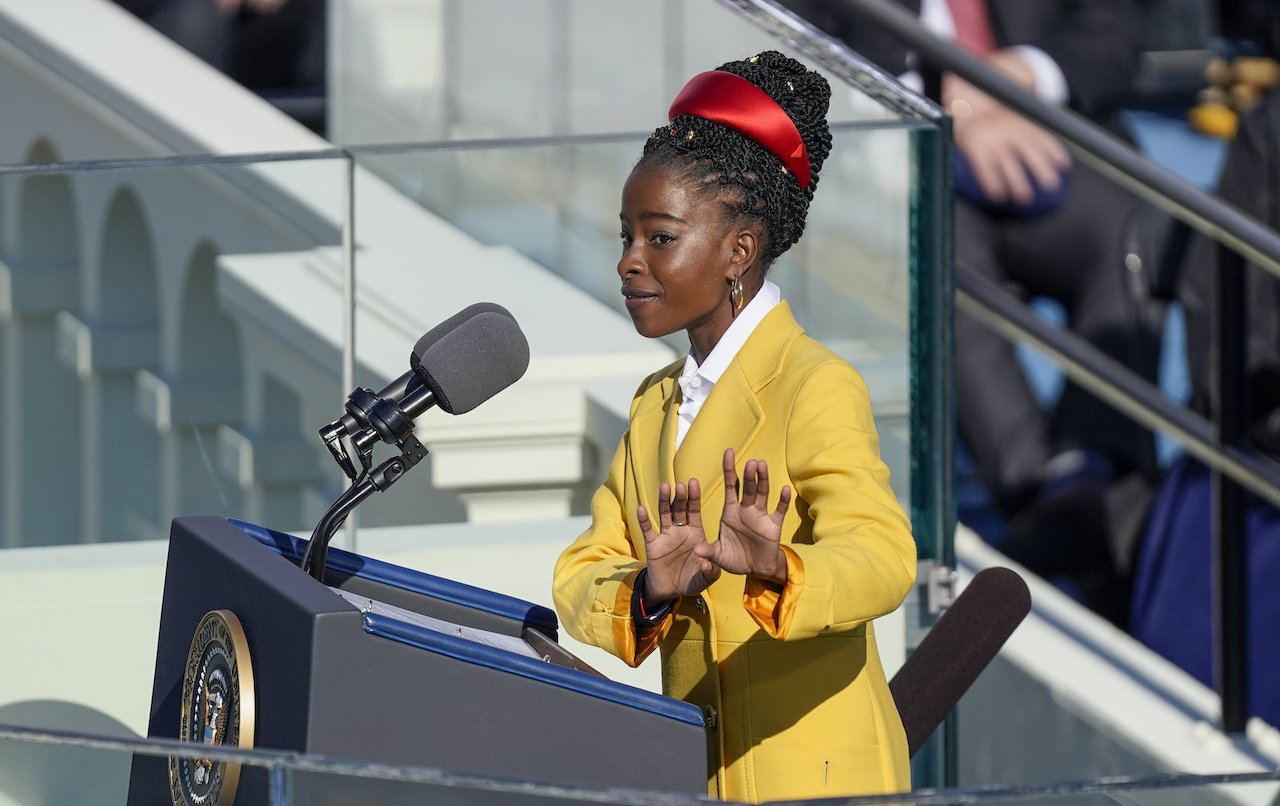 Everyone’s Gone Nuts Over 22 Y.O. Amanda Gorman Stealing The Inauguration With Her Poem