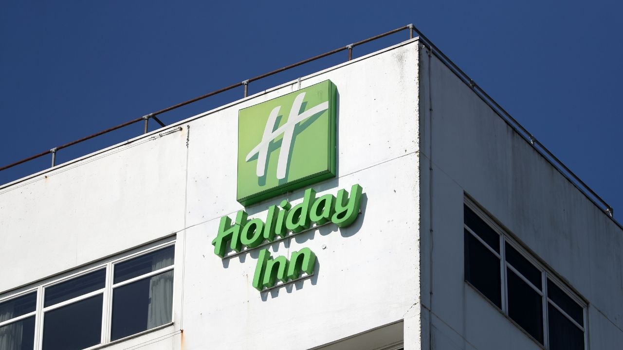 Welp, The Melbourne Airport Holiday Inn Has Been Evacuated Amid 3 Confirmed Cases Of COVID-19