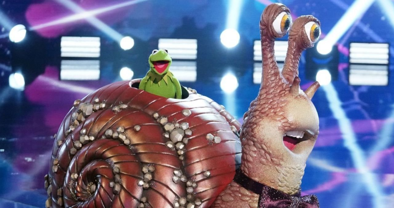 In Perplexing US News, Beloved Muppet Kermit The Frog Was Just Unmasked On The Masked Singer