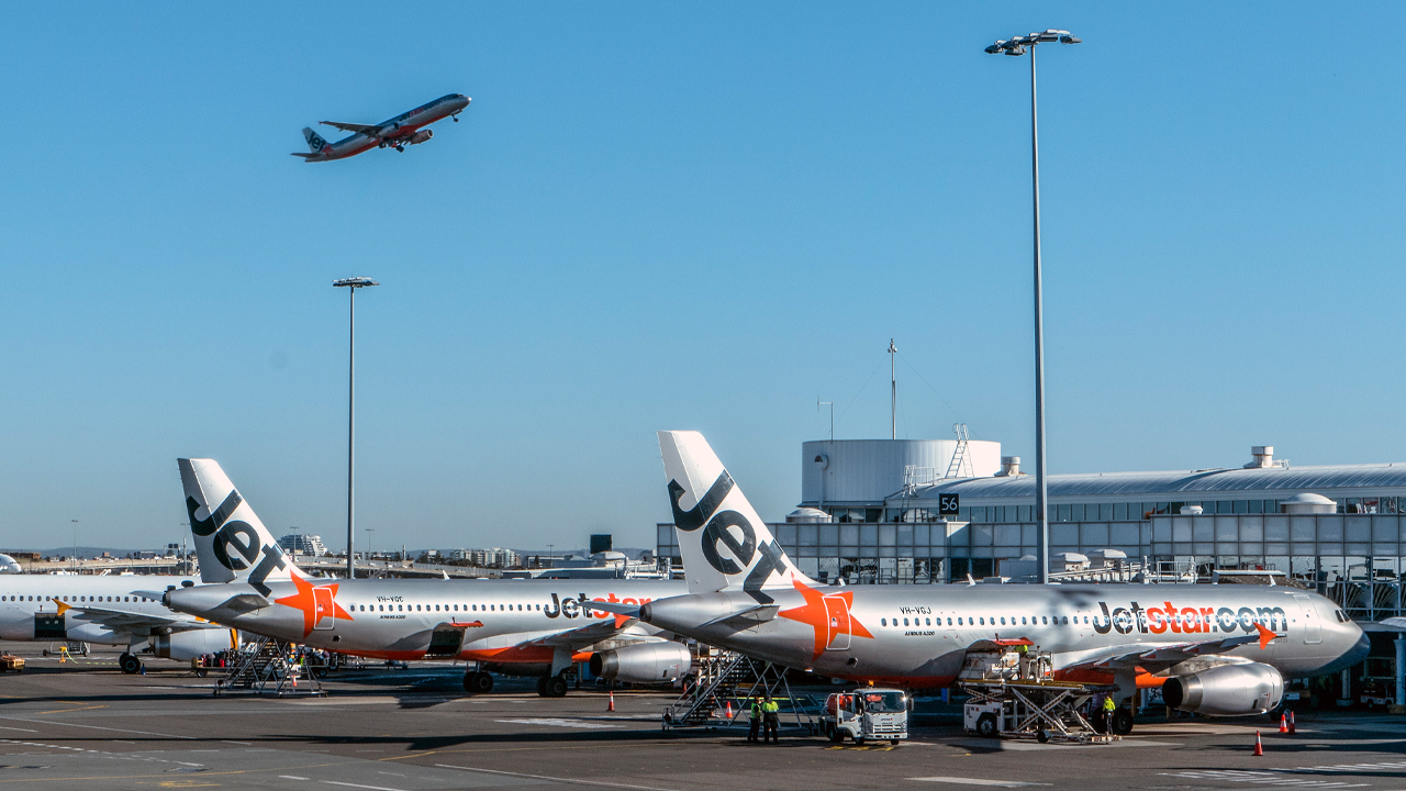 Here’s A Roundup Of All The Bonkers Airfare Bargains On Offer, Starting With Syd-Melb At $39