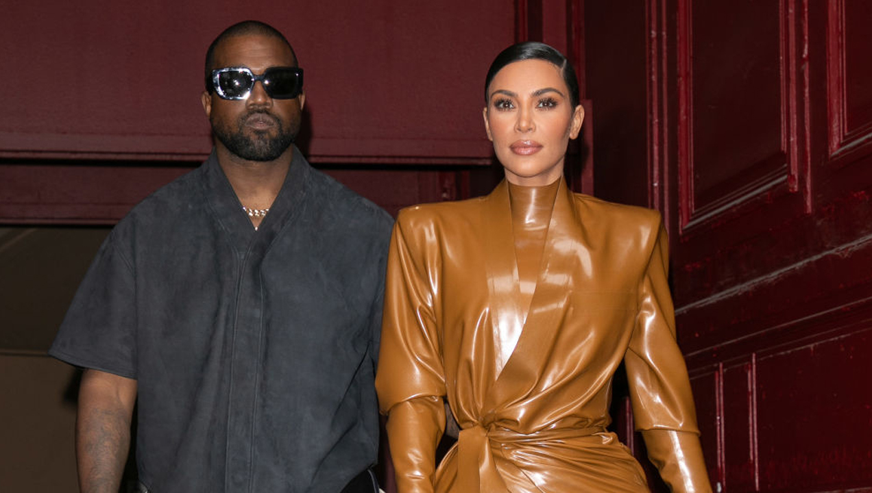 Kanye West Has Done A Bulk Unfollow Of All The Kardashians Bc He Simply Can’t Keep Up Anymore