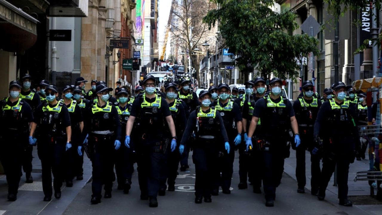 Police Will Shut Down Melbourne’s Public Transport On Saturday To Stop Anti-Lockdown Protests