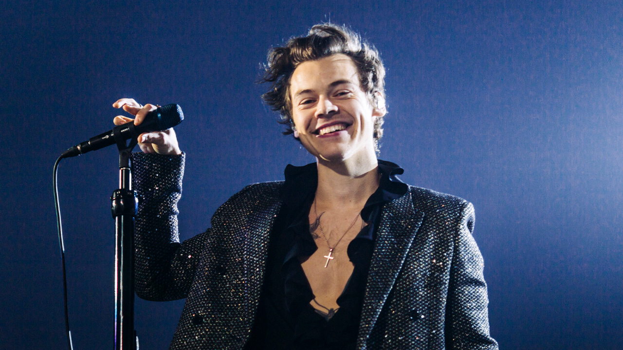 Harry Styles Has Unveiled Deets For This Third Album And We’re Crying/Screaming/Throwing Up